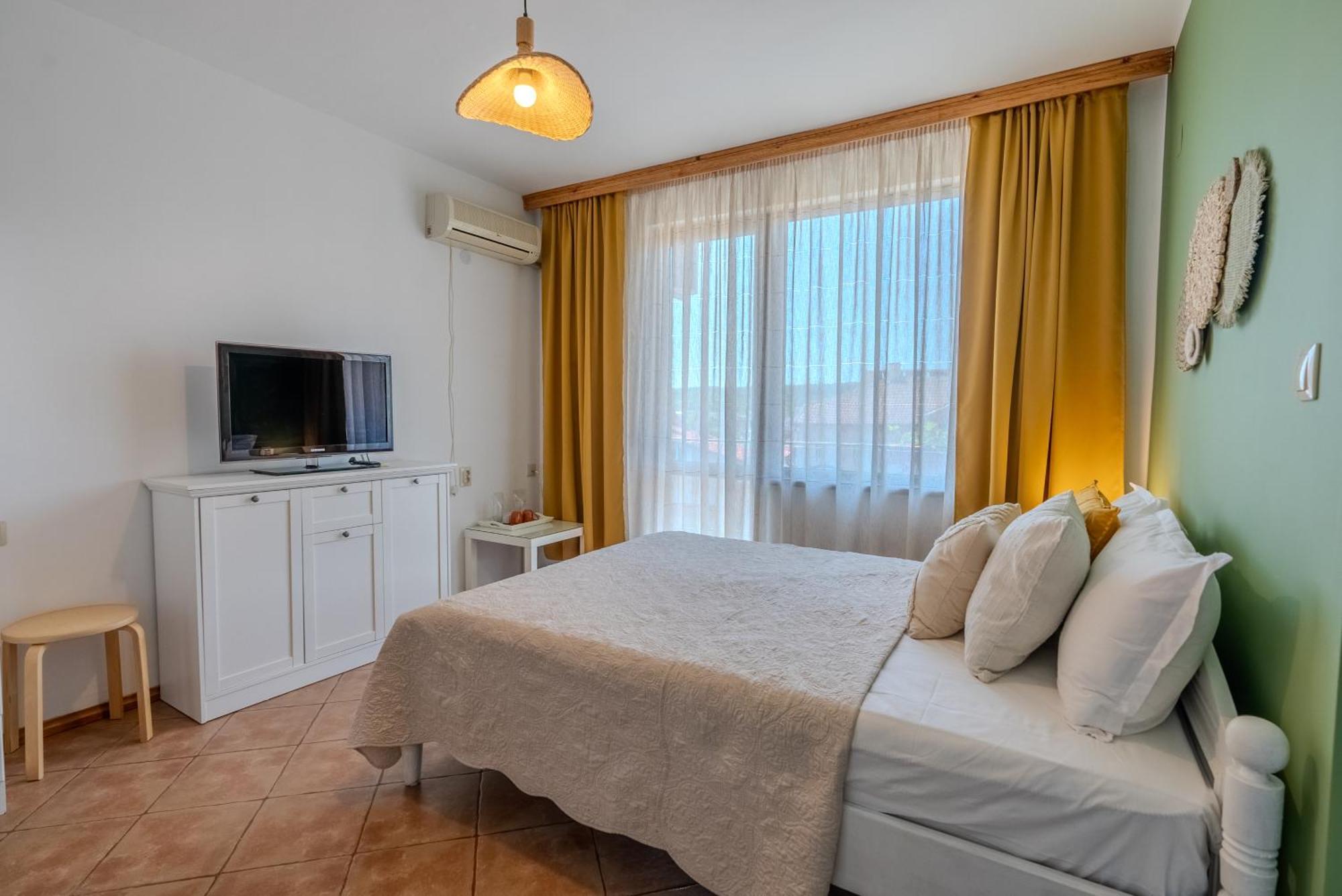 Kalina Guest Rooms Sozopol Luaran gambar